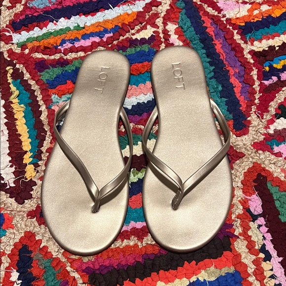 LOFT Women's Sandals - Black and Gold - Picture 2 of 7